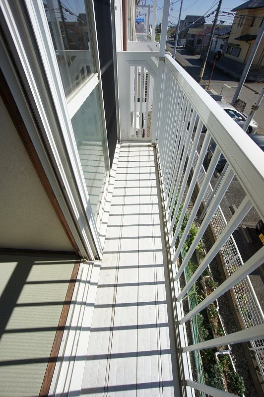 バルコニー　南向きで日当たり良好♪お洗濯物もよく乾きます♪