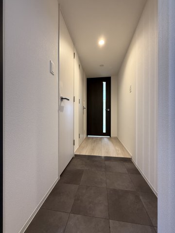 玄関　別部屋参考画像