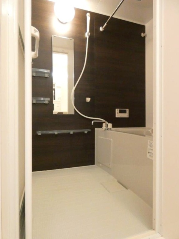 バス・シャワールーム　図面と現状に相違がある場合には現状を優先