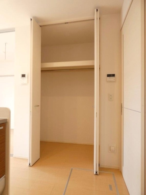 収納　図面と現状に相違がある場合には現状を優先