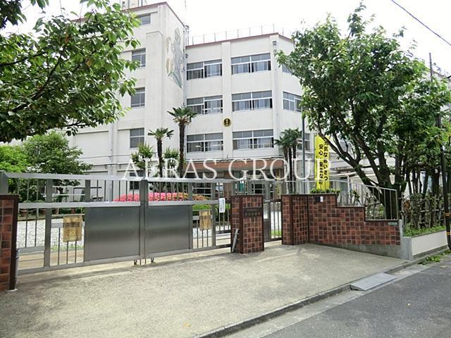 小学校　足立区立青井小学校（小学校）まで452m