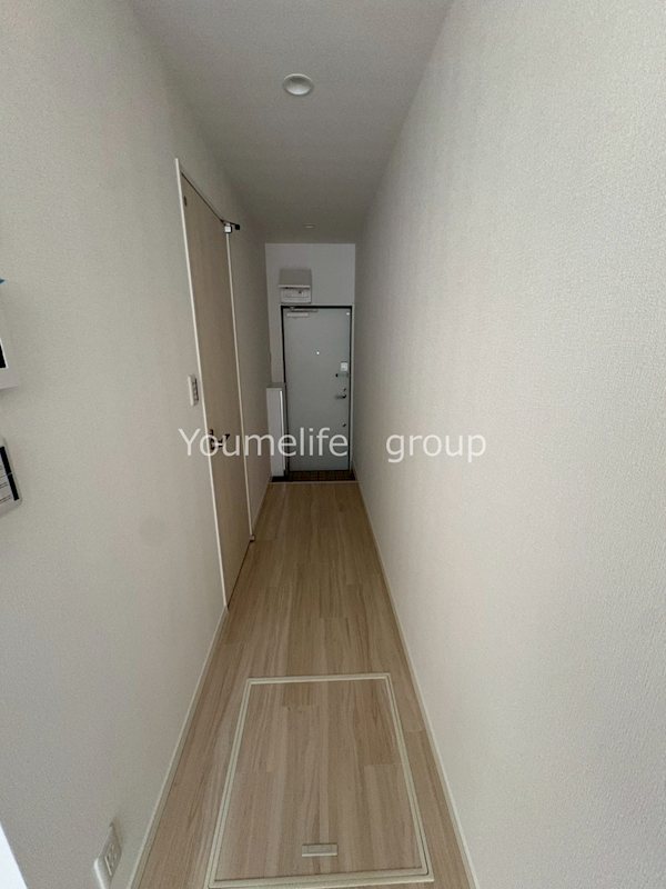 玄関　※建築中のためイメージ写真です