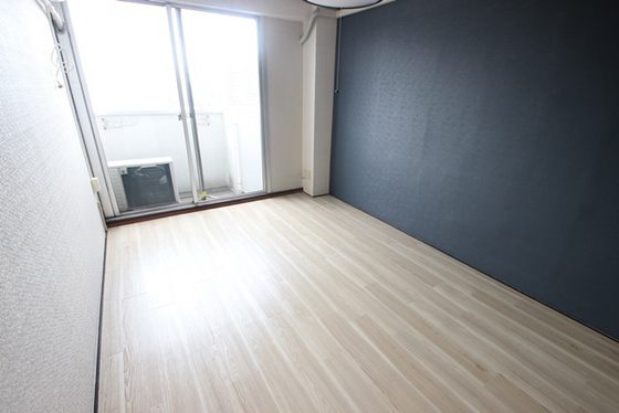 居室・リビング　※別部屋の写真です