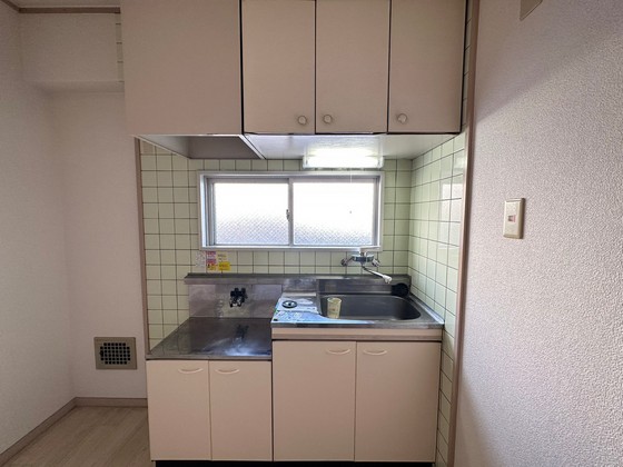 キッチン　※別部屋の写真です