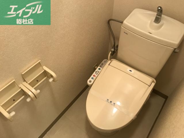 トイレ　シャワー付トイレ