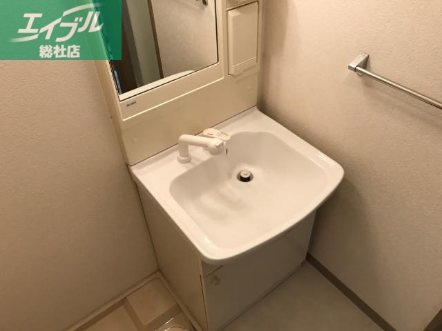 洗面設備　洗髪洗面化粧台