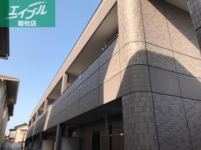 建物外観　外観写真（昼）