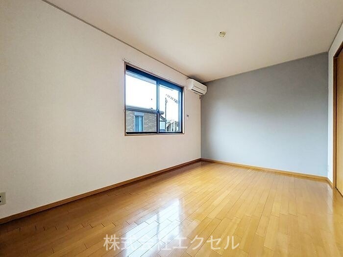 居室・リビング　7.5帖の明るいお部屋です。