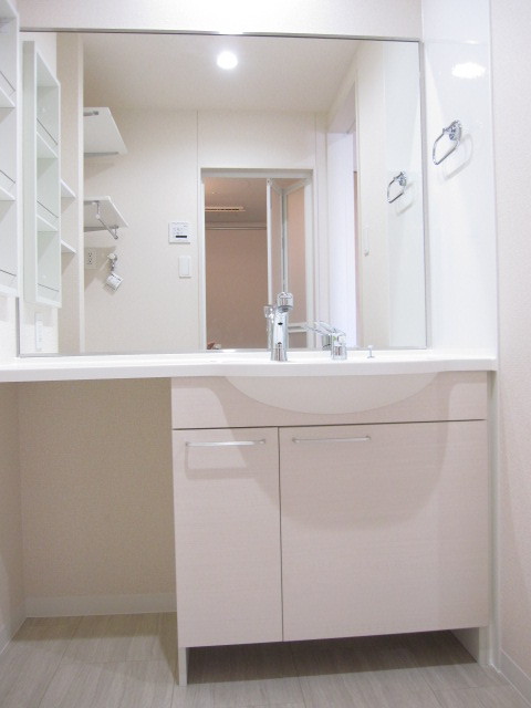 洗面設備　洗髪洗面化粧台