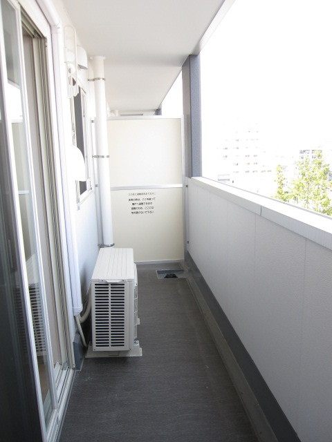 バルコニー　バルコニー