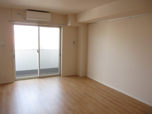 居室・リビング　ＬＤＫ１３．１帖