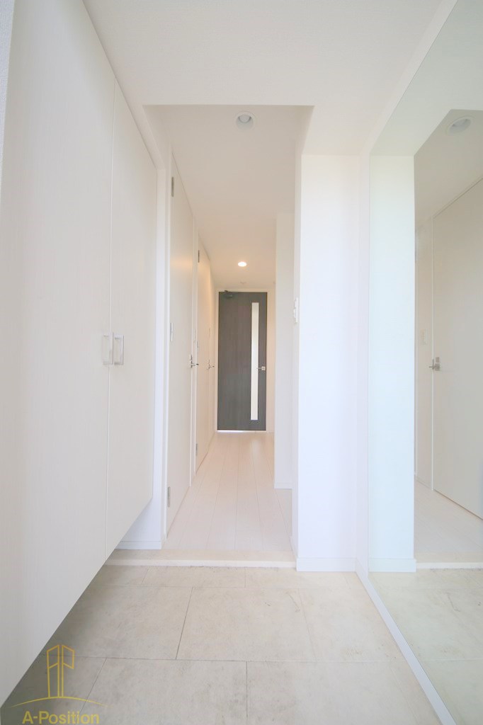 玄関　レオンコンフォート難波クレア