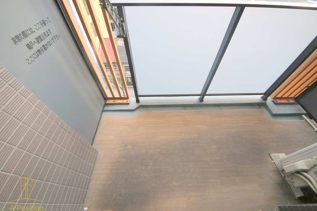 バルコニー　レオンコンフォート難波クレア