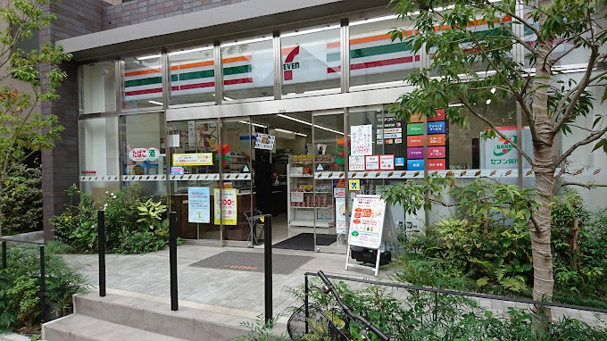 コンビニ　セブンイレブン 板橋3丁目南店（コンビニ）まで108m