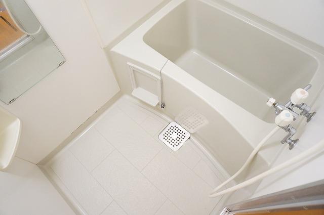 バス・シャワールーム　浴室