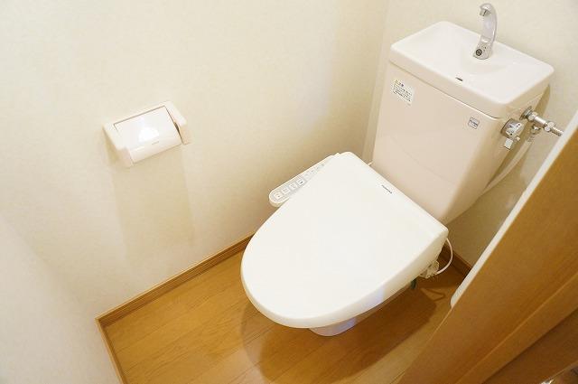 トイレ　トイレ