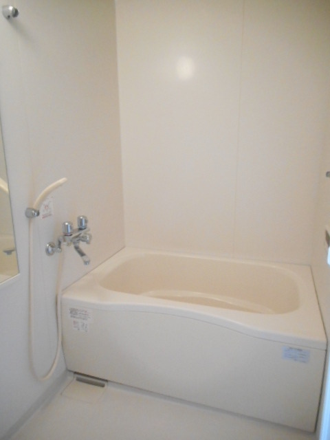 バス・シャワールーム　追い焚き機能付きの浴室