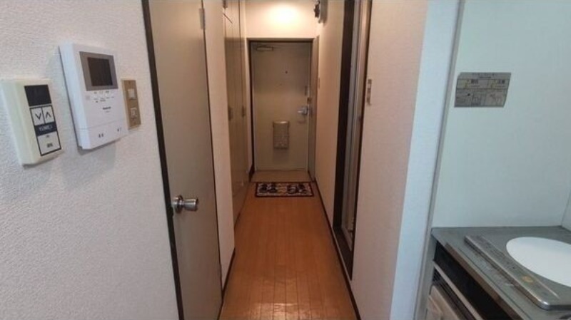 玄関　図面と現状に相違がある場合には現状を優先