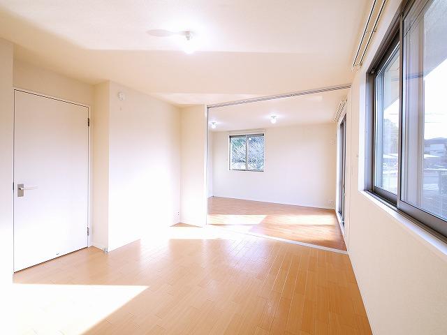 その他部屋・スペース　使い勝手のいい寝室です