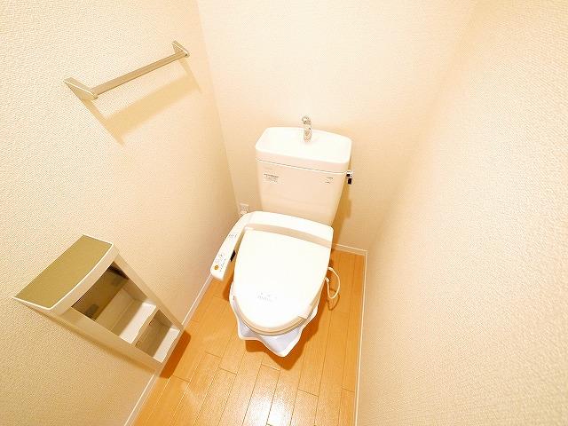 トイレ　ゆったりとした空間のトイレです