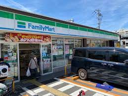 コンビニ　ファミリーマート 南開店（コンビニ）まで627m