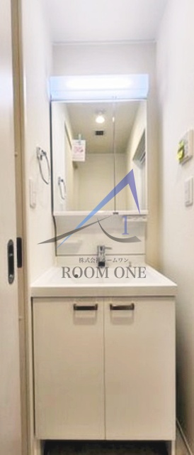 洗面設備　洗面台です。