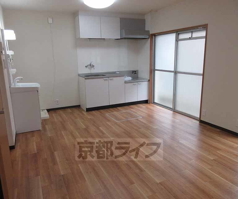 居室・リビング　広々としたリビングです！