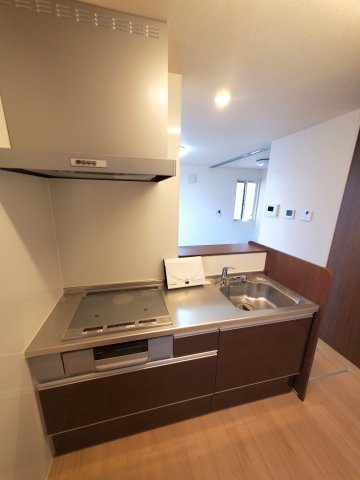 キッチン　※別室（間取異なる1LDK）の参考写真