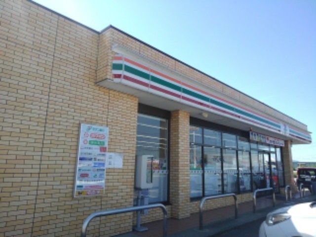 コンビニ　セブンイレブン燕水道町店（コンビニ）まで481m