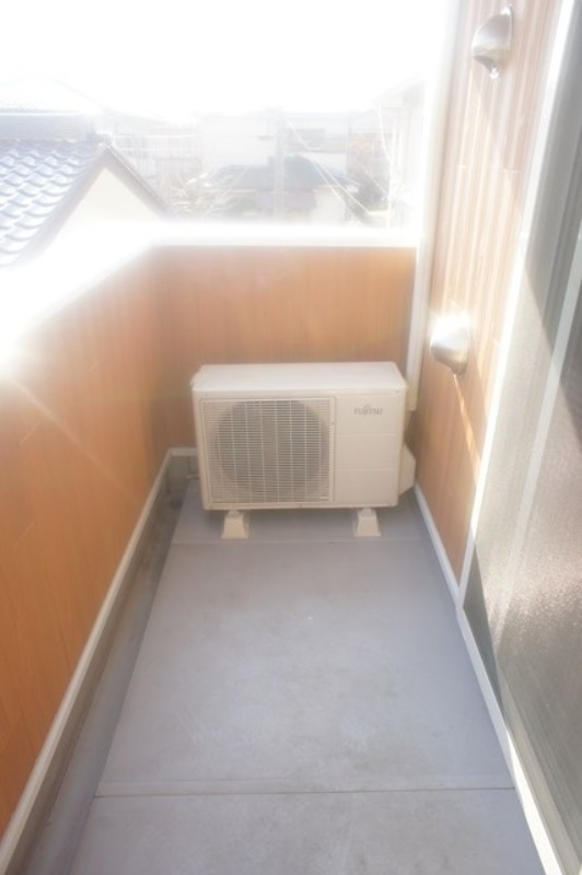 バルコニー　図面と現状に相違がある場合には現状を優先