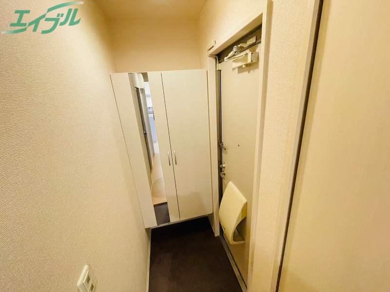 玄関　同型参考写真