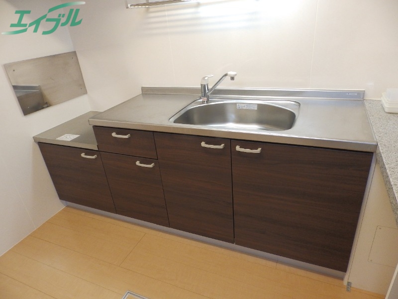 キッチン　同型参考写真