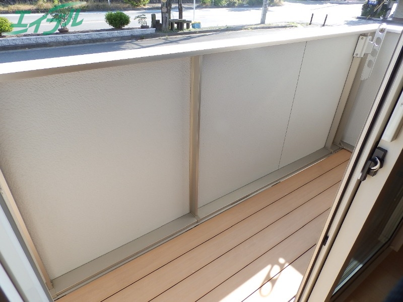 バルコニー　同型参考写真