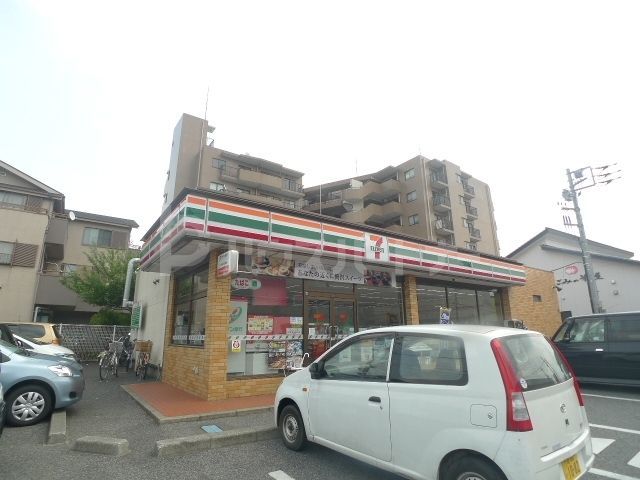 コンビニ　セブン-イレブン 柏十余二北店（モラージュそば）（コンビニ）まで350m
