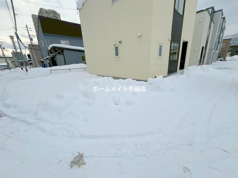 駐車場　駐車スペースでございます！