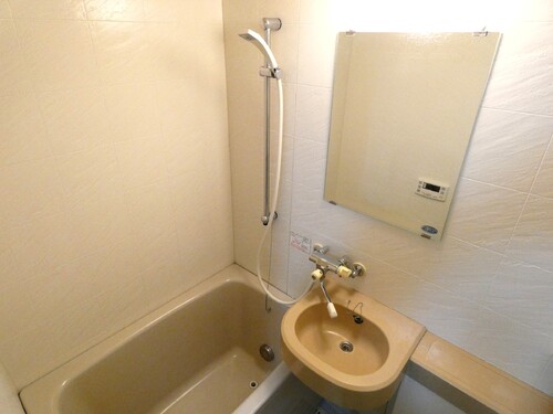 バス・シャワールーム　浴室