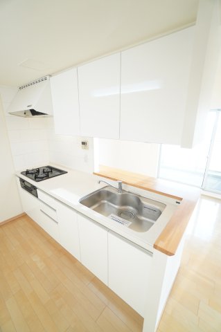 キッチン　※同物件・同タイプの写真です。