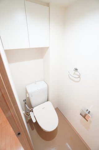 トイレ　※同物件・同タイプの写真です。