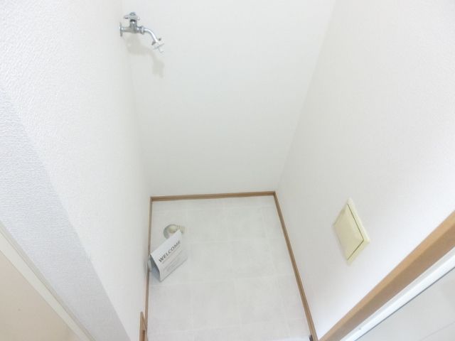 洗面設備　室内洗濯置き場