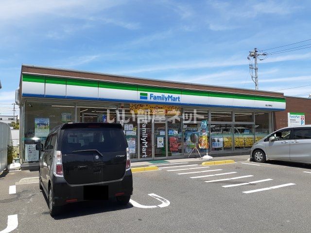 コンビニ　ファミリーマート　福山引野町店（コンビニ）まで712m