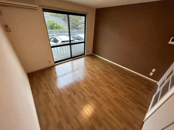 居室・リビング　※別部屋の写真です