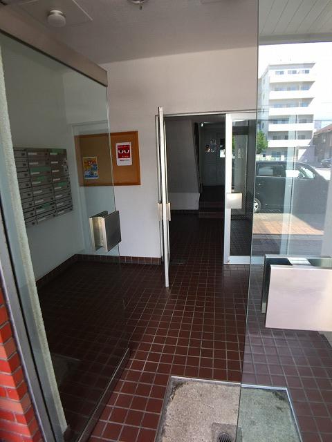 エントランス　エントランス