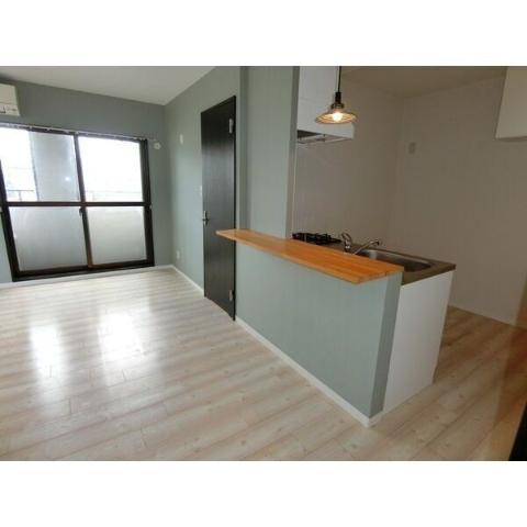 居室・リビング　リビング