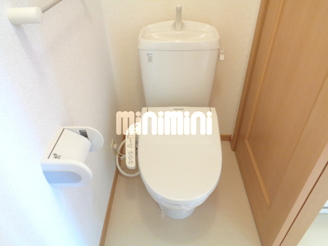 トイレ　ウォームレット付