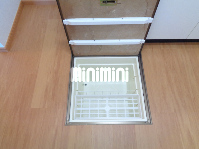 その他設備　床下収納