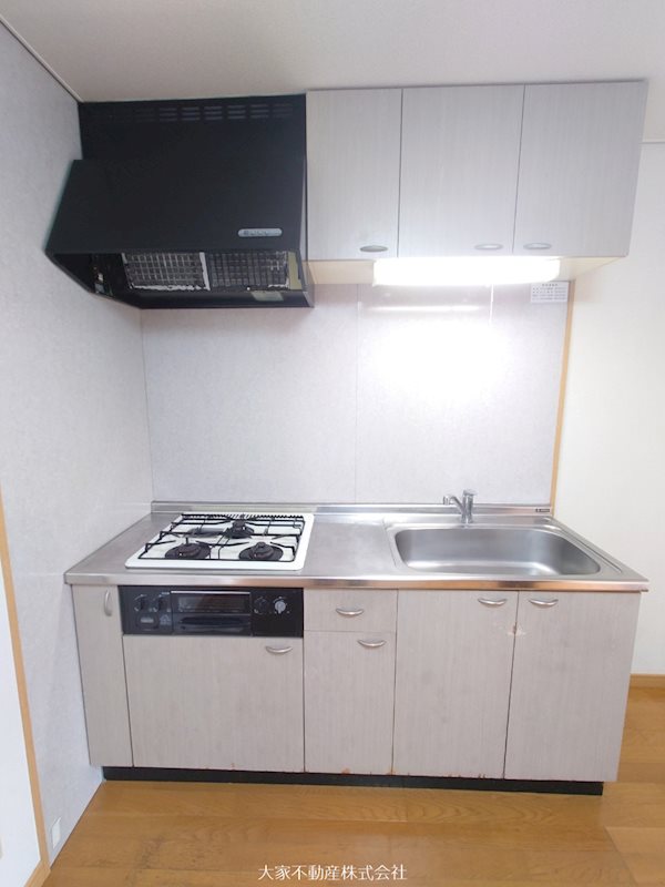 キッチン　※別部屋写真の為イメージ。