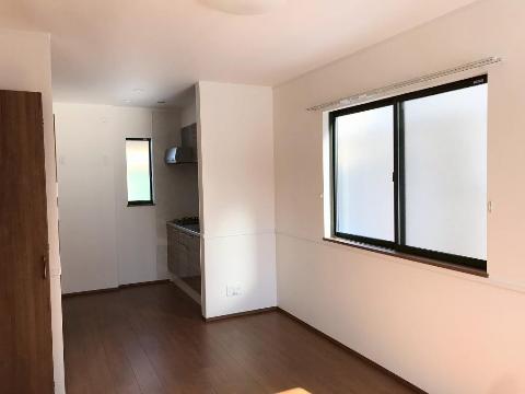 居室・リビング　室内