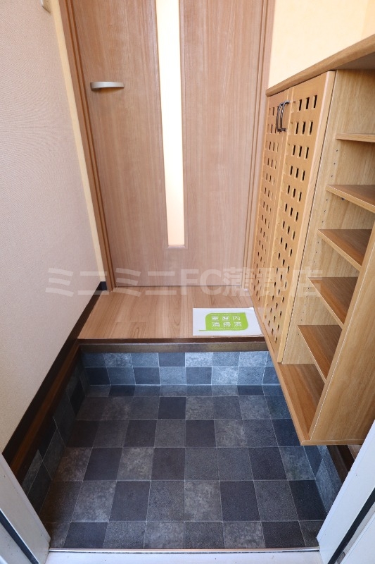 玄関　同タイプ