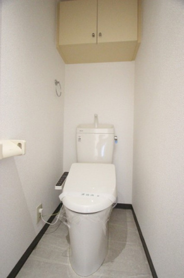 トイレ　※別部屋の写真です