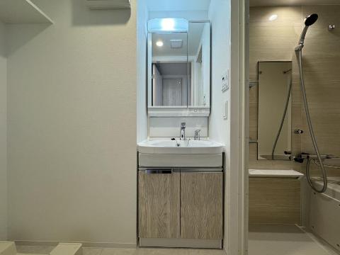 洗面設備　洗髪洗面化粧台